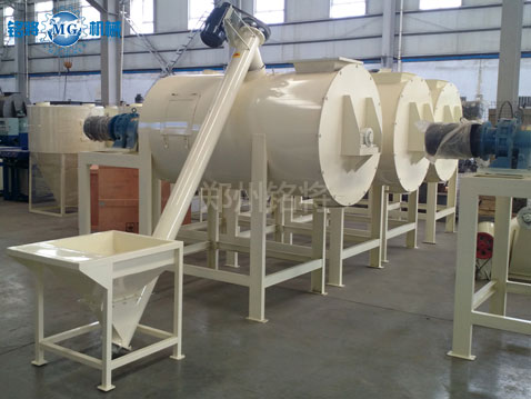 臥式多（duō）螺帶混（hún）合機