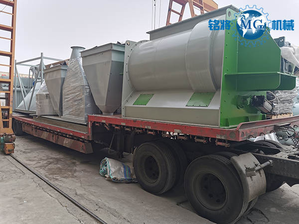 新疆幹粉砂漿生產線發貨裝車現場