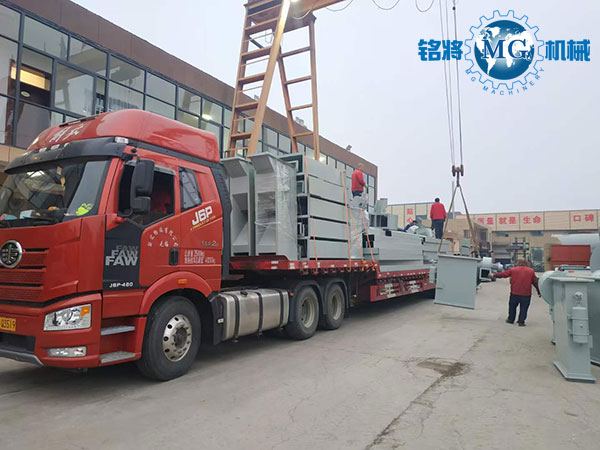 江蘇張家港客戶幹粉（fěn）砂漿生產線設備發貨