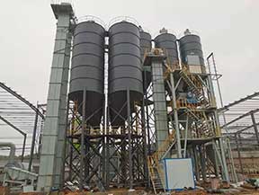 湖北雙（shuāng）信宜昌幹粉砂漿設備現（xiàn）場