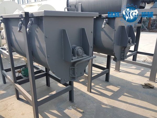 影(yǐng)響(xiǎng)真石漆生產機器價格的因素 影響真石漆(qī)生產機器價格的(de)因素