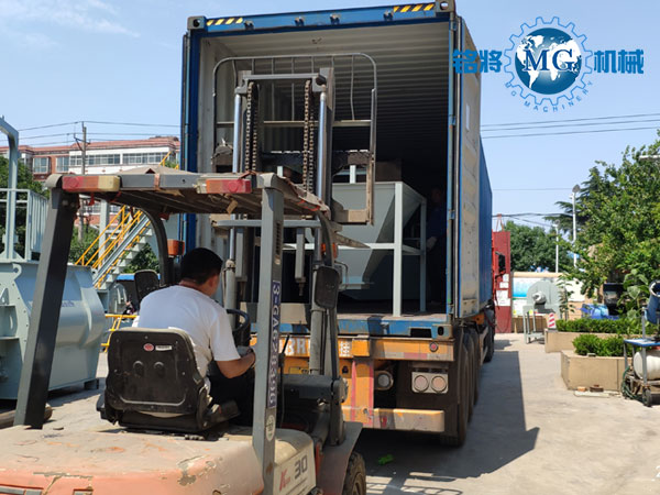 秘魯幹粉砂漿生產（chǎn）線發貨現場