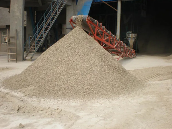 脫硫(liú)石膏的細度對抹灰石膏的性能有什麽影響? 脫(tuō)硫石膏的細度對抹灰石膏的性能有什麽影響?